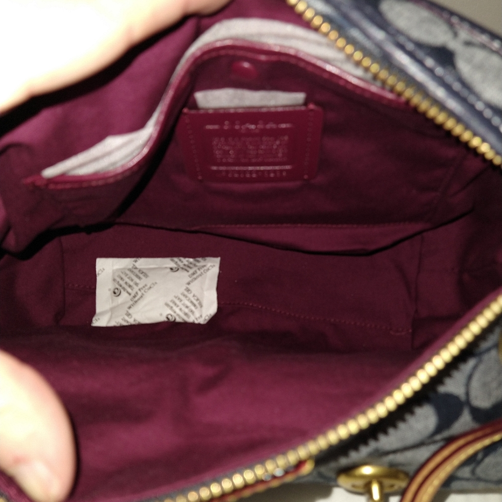 Sold**Coach New York Chambray Signature Cargo Bag - Picture 6 of 16